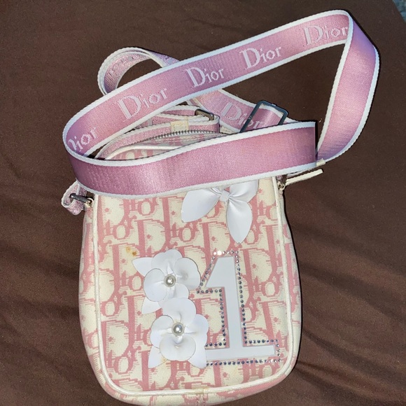 Pink Dior bag - Picture 1 of 5